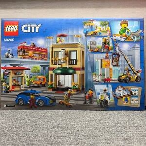 LEGO City Hero Needed Building Set - Blue, Yellow, Green